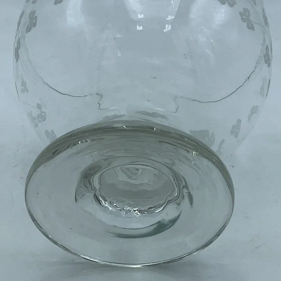 Eamon Ireland Hand Engraved Glass Pedestal Shamrock  Bowl - Picture 6 of 7